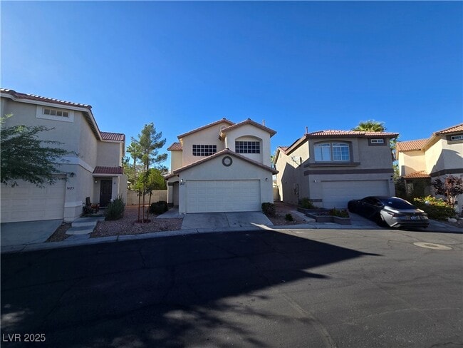 9617 Pine River Ln in Las Vegas, NV - Building Photo - Building Photo