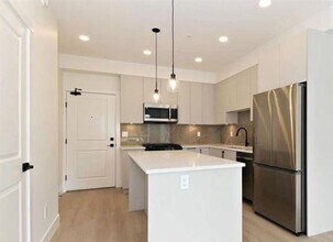 3528-146A 146A St in Surrey, BC - Building Photo - Building Photo