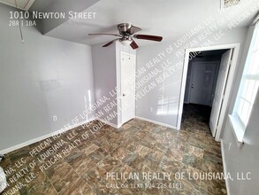 1010 Newton St in New Orleans, LA - Building Photo - Building Photo