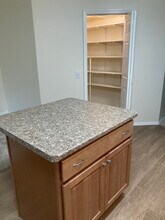 712 W 47th Ave, Unit #1 in Anchorage, AK - Building Photo - Building Photo