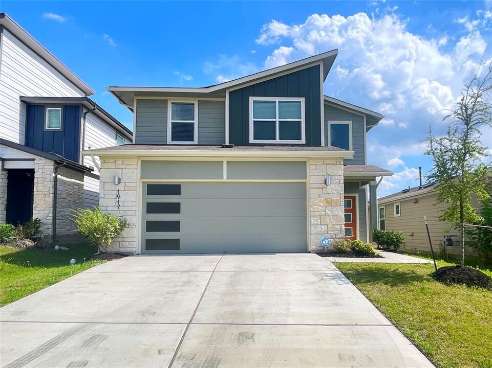 1917 Daleside Ln in Austin, TX - Building Photo