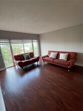 1475 SW 8th St in Miami, FL - Building Photo - Building Photo