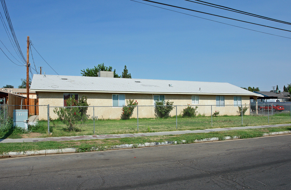 1299 N 8th St in Fresno, CA - Building Photo