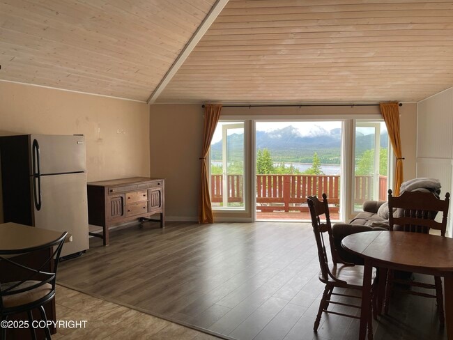3325/3327 Denali Ave in Ketchikan, AK - Building Photo - Building Photo