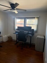 1002 E Callero Cir, Unit 2 in Mount Prospect, IL - Foto de edificio - Building Photo