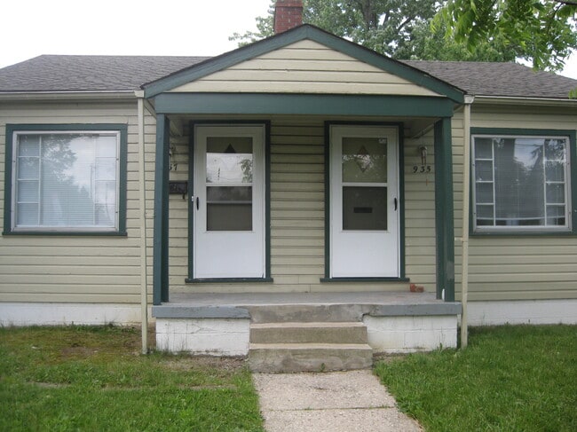 935 E Weber Rd, Unit 935 E. Weber R.