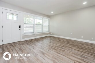 4412 W Bay Ave in Tampa, FL - Building Photo - Building Photo