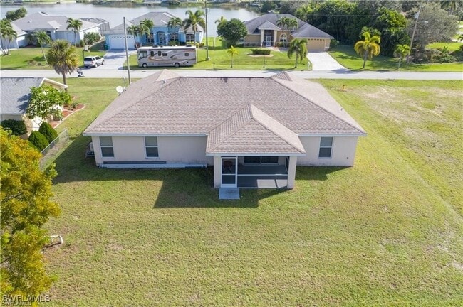 2700 SW 15th Ave in Cape Coral, FL - Building Photo - Building Photo