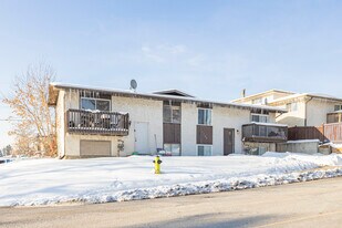 1103 78 Av NW in Calgary, AB - Building Photo