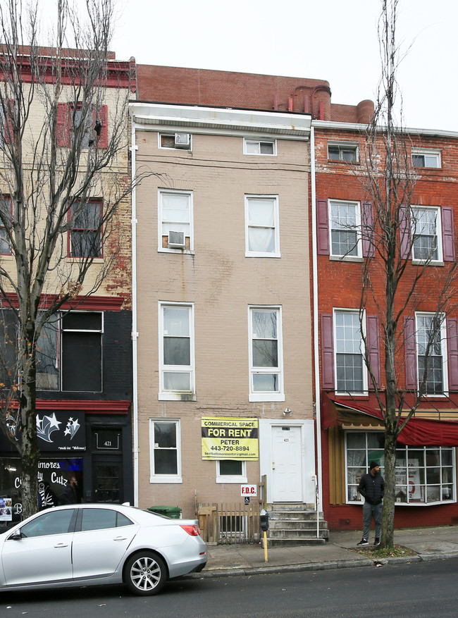 423 W Saratoga St in Baltimore, MD - Foto de edificio - Building Photo