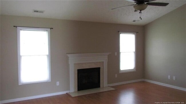 2442 Larwood Dr in Fayetteville, NC - Building Photo - Building Photo
