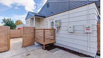 4615 Noyes St in San Diego, CA - Building Photo - Building Photo