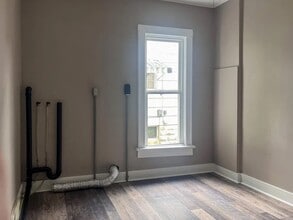 7 Earl Ave in Shelby, OH - Building Photo - Building Photo