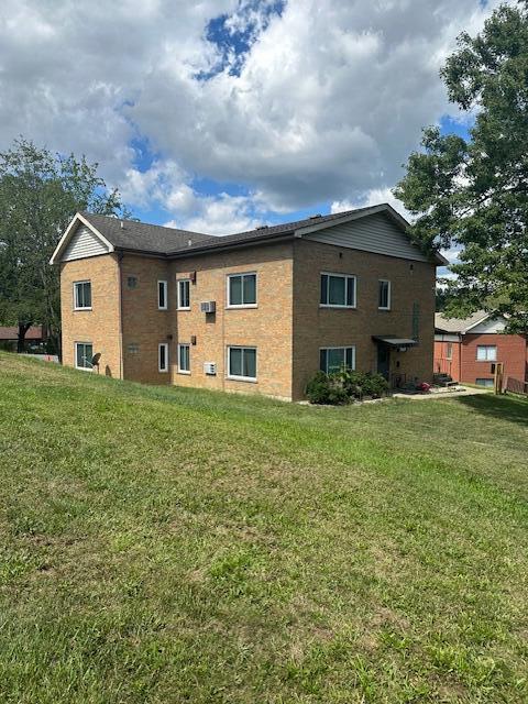 property at 1421 Sleepy Hollow Rd