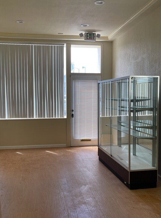 420 San Mateo Ave in San Bruno, CA - Building Photo