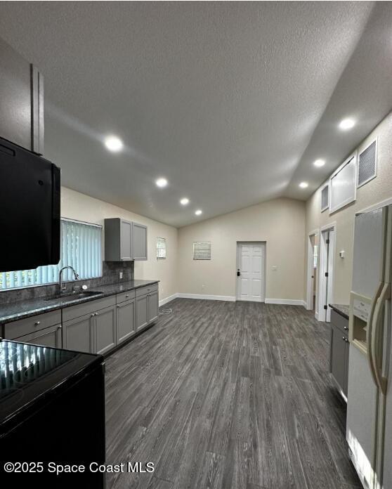 1153 Carlton Dr in Melbourne, FL - Building Photo - Building Photo