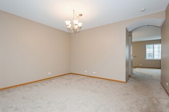 281 Sype Dr in Carol Stream, IL - Building Photo - Building Photo