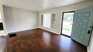3808 NW 31st St in Oklahoma City, OK - Foto de edificio - Building Photo