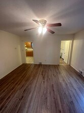 633 S Center St in Grove City, PA - Building Photo - Building Photo