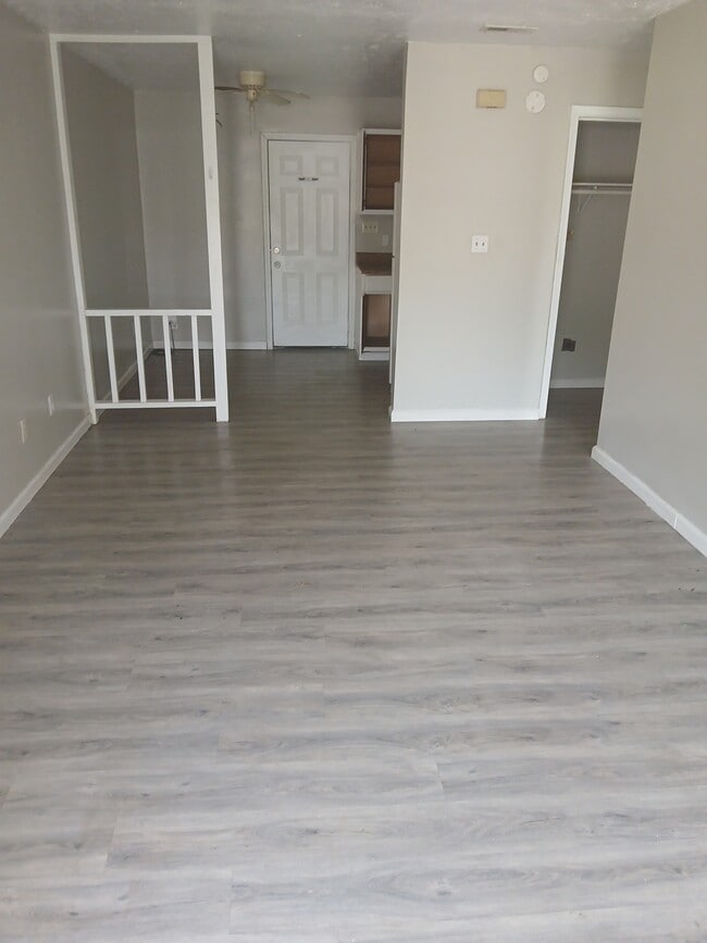 5780 Aftonshire Dr in Fayetteville, NC - Building Photo - Building Photo