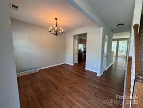 9457 Alice McGinn Drive in Charlotte, NC - Building Photo - Building Photo
