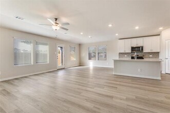 203 Whitlow Dr in McKinney, TX - Building Photo - Building Photo