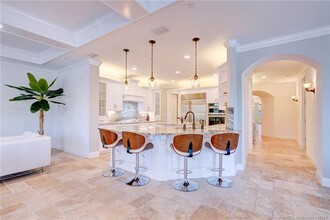 1528 NE Outrigger Landings Dr in Jensen Beach, FL - Foto de edificio - Building Photo
