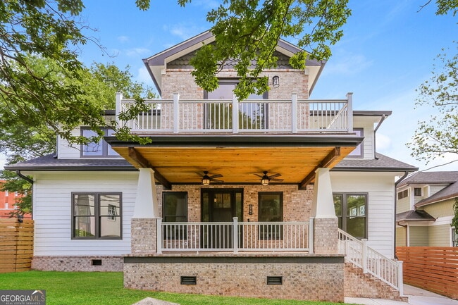 property at 116 3rd Ave