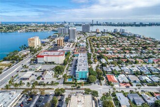 1555 N Treasure Dr in North Bay Village, FL - Building Photo - Building Photo