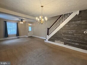 44 E Walnut St in Sellersville, PA - Building Photo - Building Photo