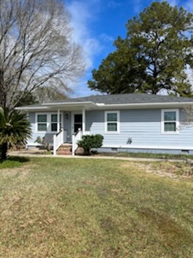 108 Englewood Rd in Goose Creek, SC - Building Photo - Building Photo
