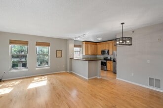 645 N 1st St in Minneapolis, MN - Building Photo - Building Photo
