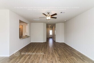 8204 Sunberry Shadow Dr in Houston, TX - Building Photo - Building Photo