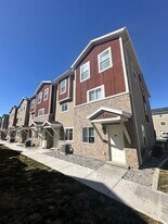 72 E 700 N in Vineyard, UT - Building Photo