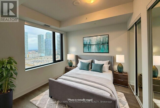 2920 Hwy 7 in Vaughan, ON - Building Photo - Building Photo