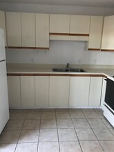 180 Mill St, Unit 9 in Auburn, ME - Building Photo - Building Photo