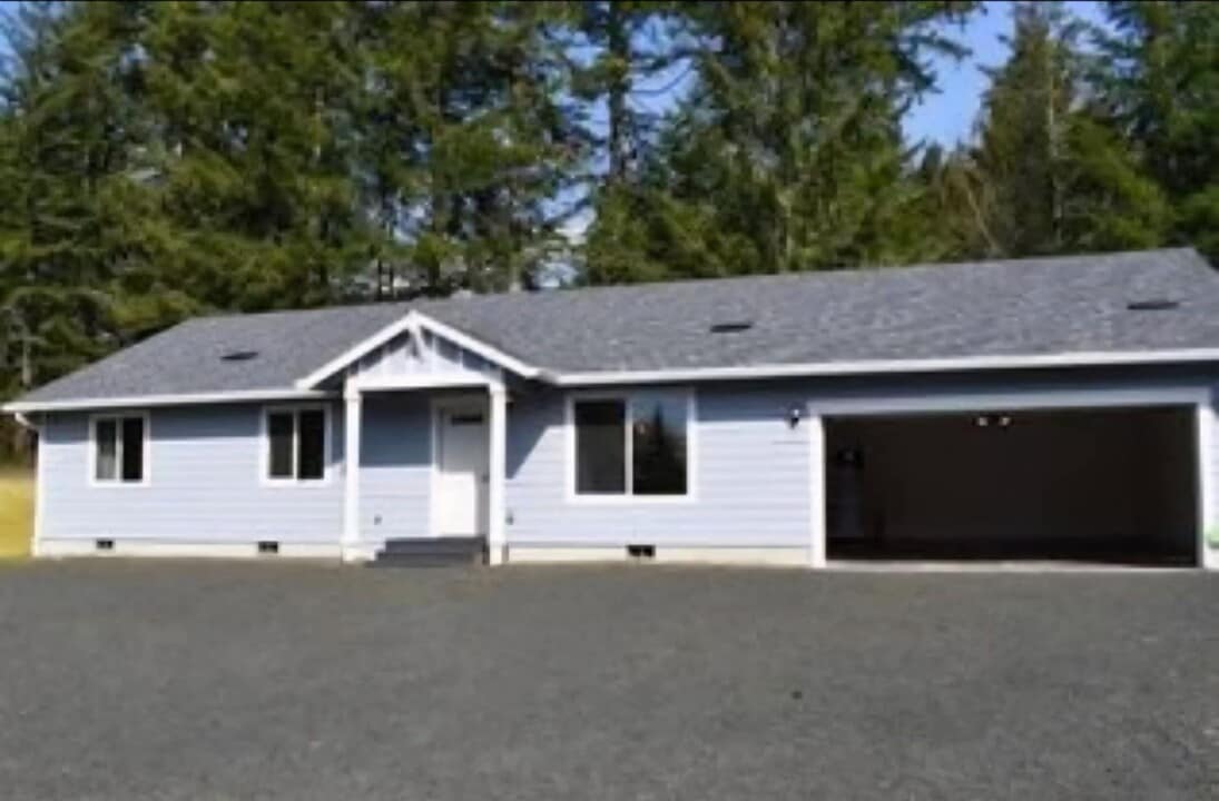 3711 E Agate Rd in Shelton, WA - Building Photo