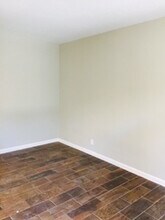 744 Chestnut Ave in Long Beach, CA - Building Photo - Building Photo