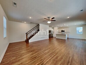 8316 Northpoint Dr in Sunbury, OH - Foto de edificio - Building Photo