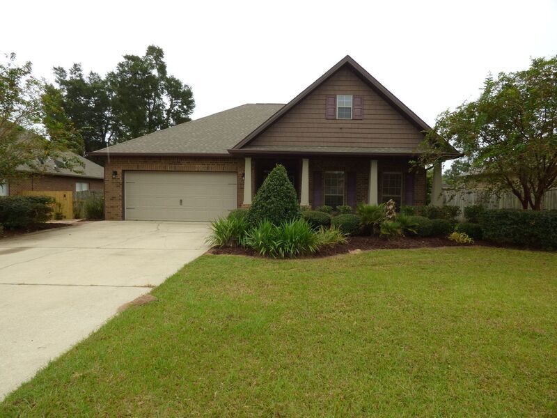 6753 Weathered Drive in Milton, FL - Building Photo