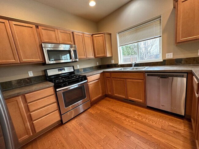 61641 Kaci Ln in Bend, OR - Building Photo - Building Photo