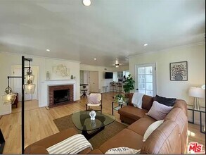 423 Ocean Ave in Santa Monica, CA - Building Photo - Building Photo