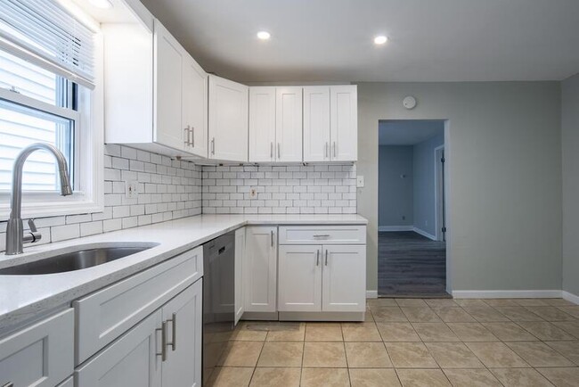 623 4th St in Troy, NY - Building Photo - Building Photo