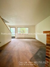 10463 SE 47th Ave-Unit -2 in Milwaukie, OR - Building Photo - Building Photo