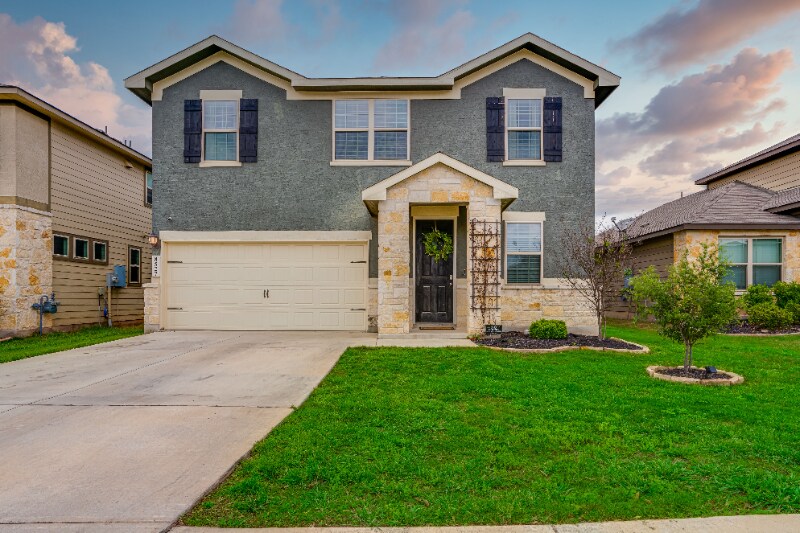8527 Straight Oaks in San Antonio, TX - Building Photo