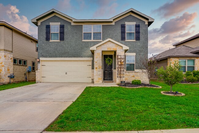 property at 8527 Straight Oaks