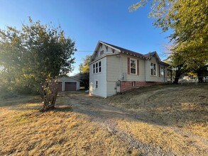 202 W Ottawa Ave in Mcalester, OK - Building Photo - Building Photo