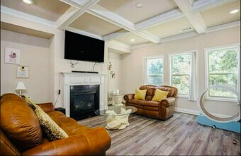 106 Logan Pass Dr in Loganville, GA - Building Photo - Building Photo