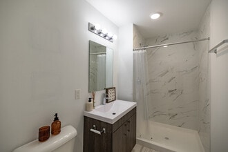 Modern Towers Apartments in Homestead, FL - Foto de edificio - Interior Photo