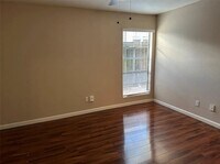 9550 Deering Dr photo'